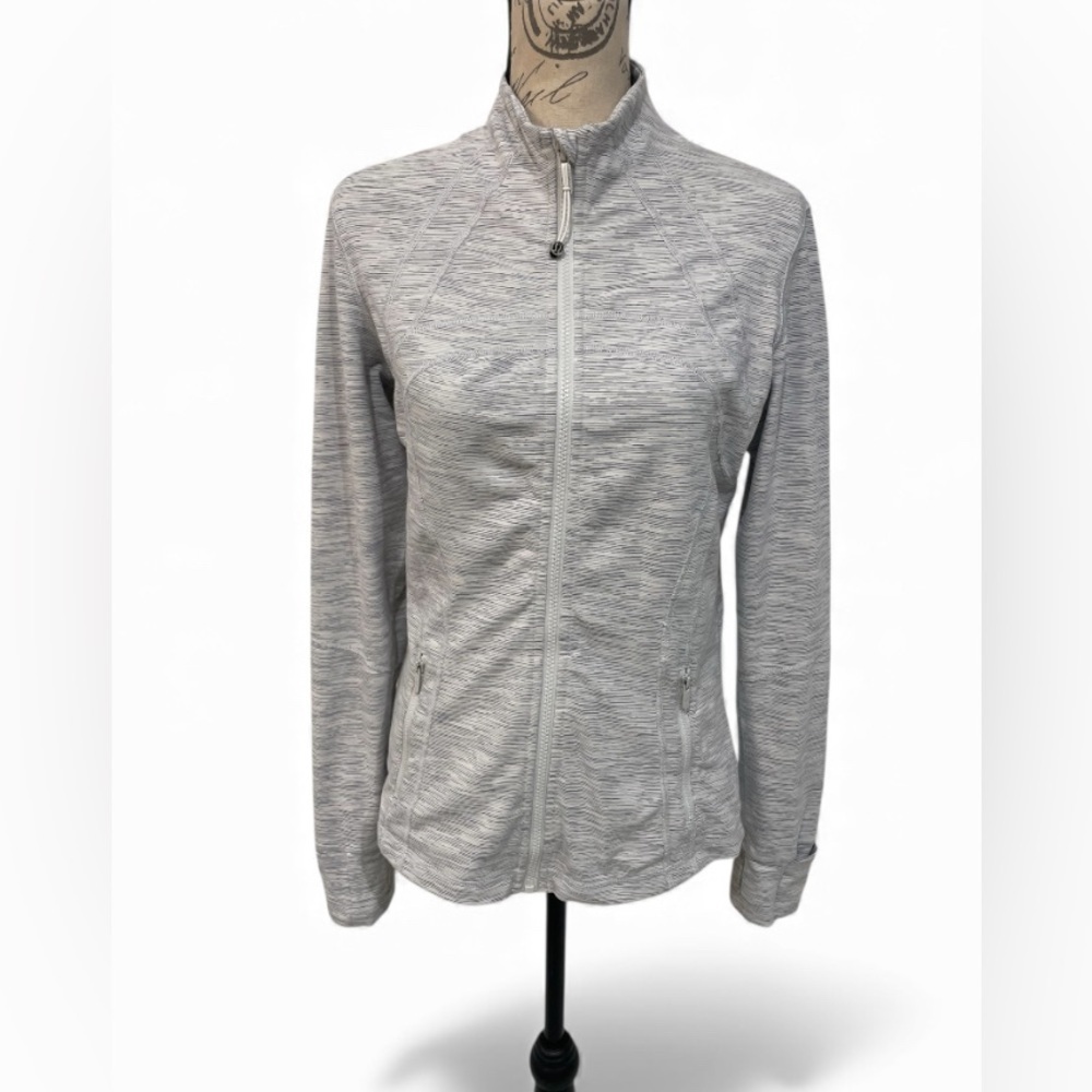 Lululemon Define Jacket Luxtreme Gray Heather Full Zip Thumbholes Size 10